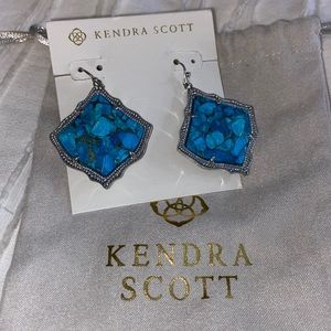 Kendra Scott Earrings!